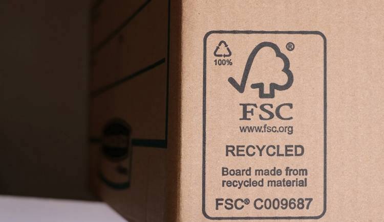 xetgo_sustainability_importance_FSC corrugated box with FSC certification on it